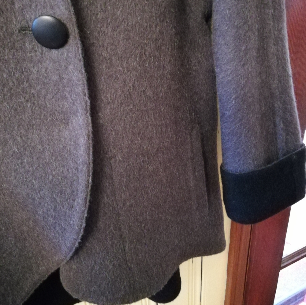 Beyond Threads Luxury Reversible Pea Coat, size XL - Picture 3 of 8